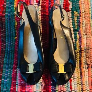 Salvatore Ferragamo Navy Bow Shoes 7.5